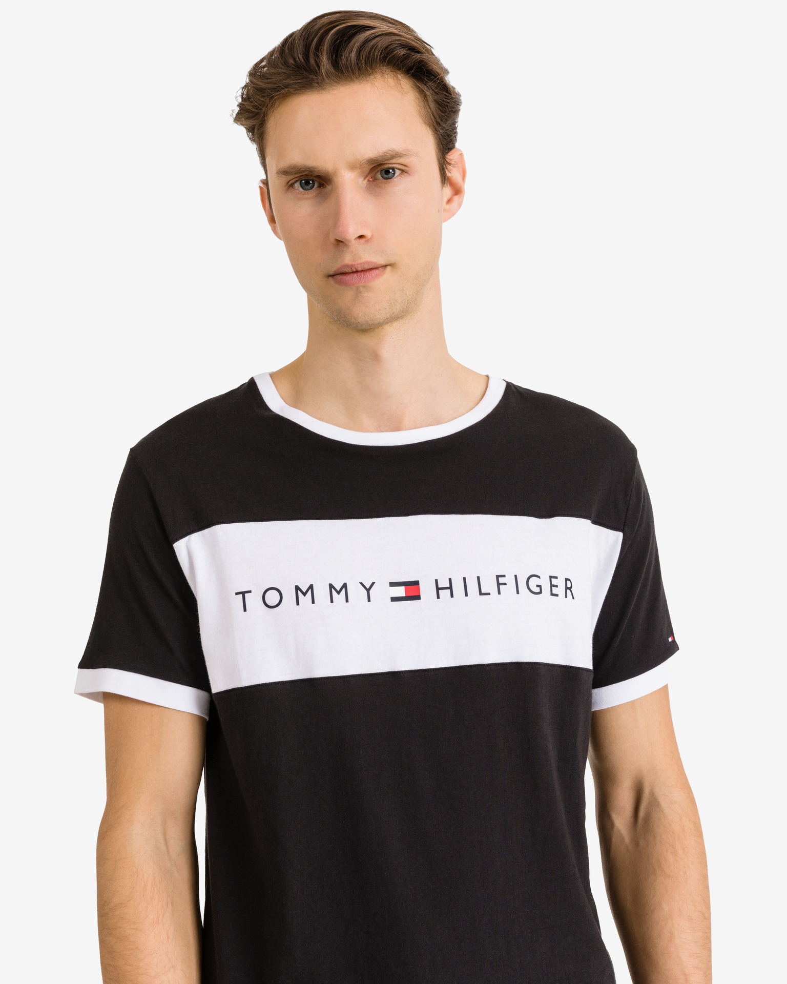 Obrázok Tommy Hilfiger čierne pánske tričko CN SS Tee Logo Flag