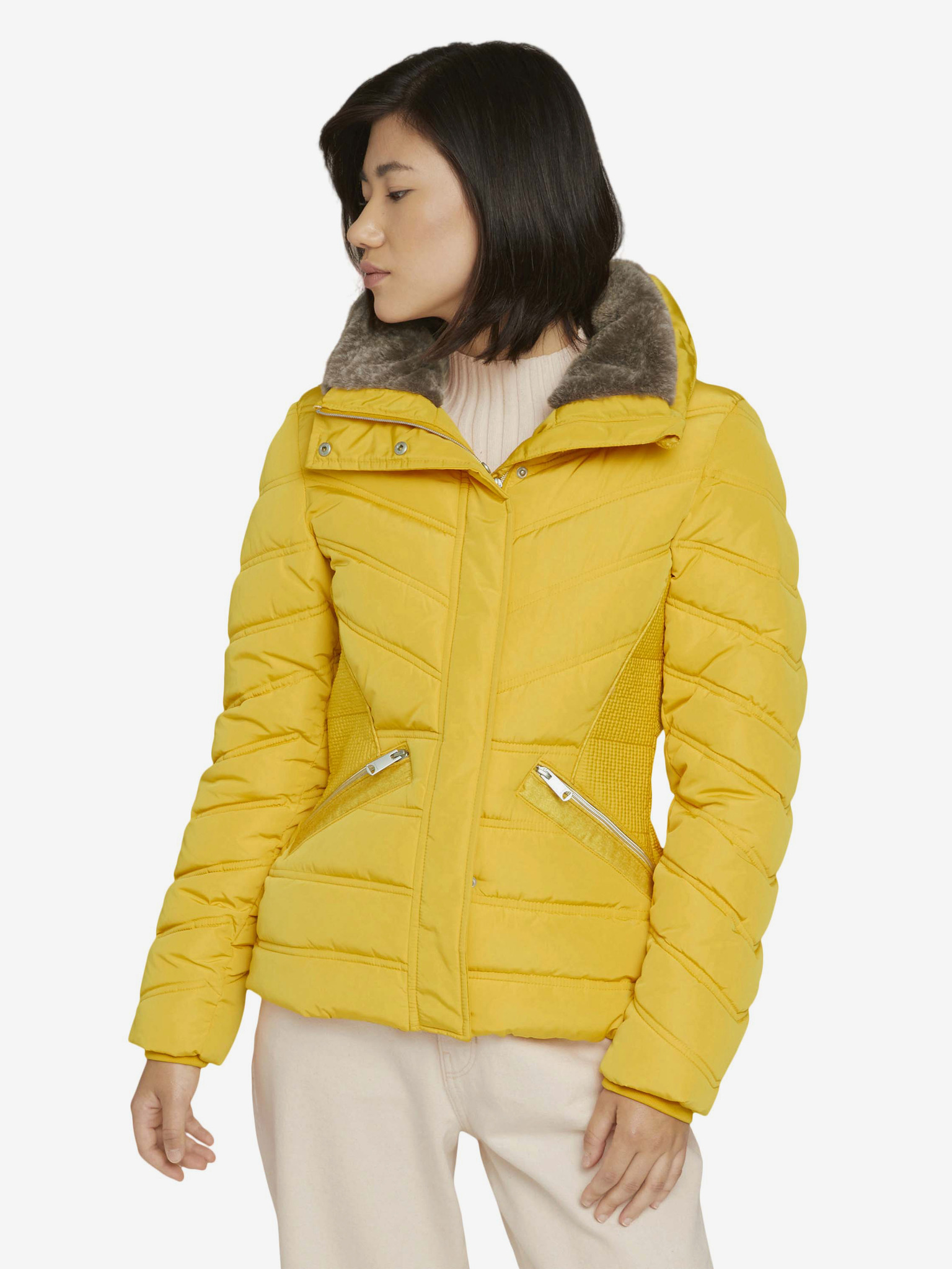 Fotografie Žlutá dámská prošívaná zimní bunda s límcem s umělým kožíškem Tom Tailor - M