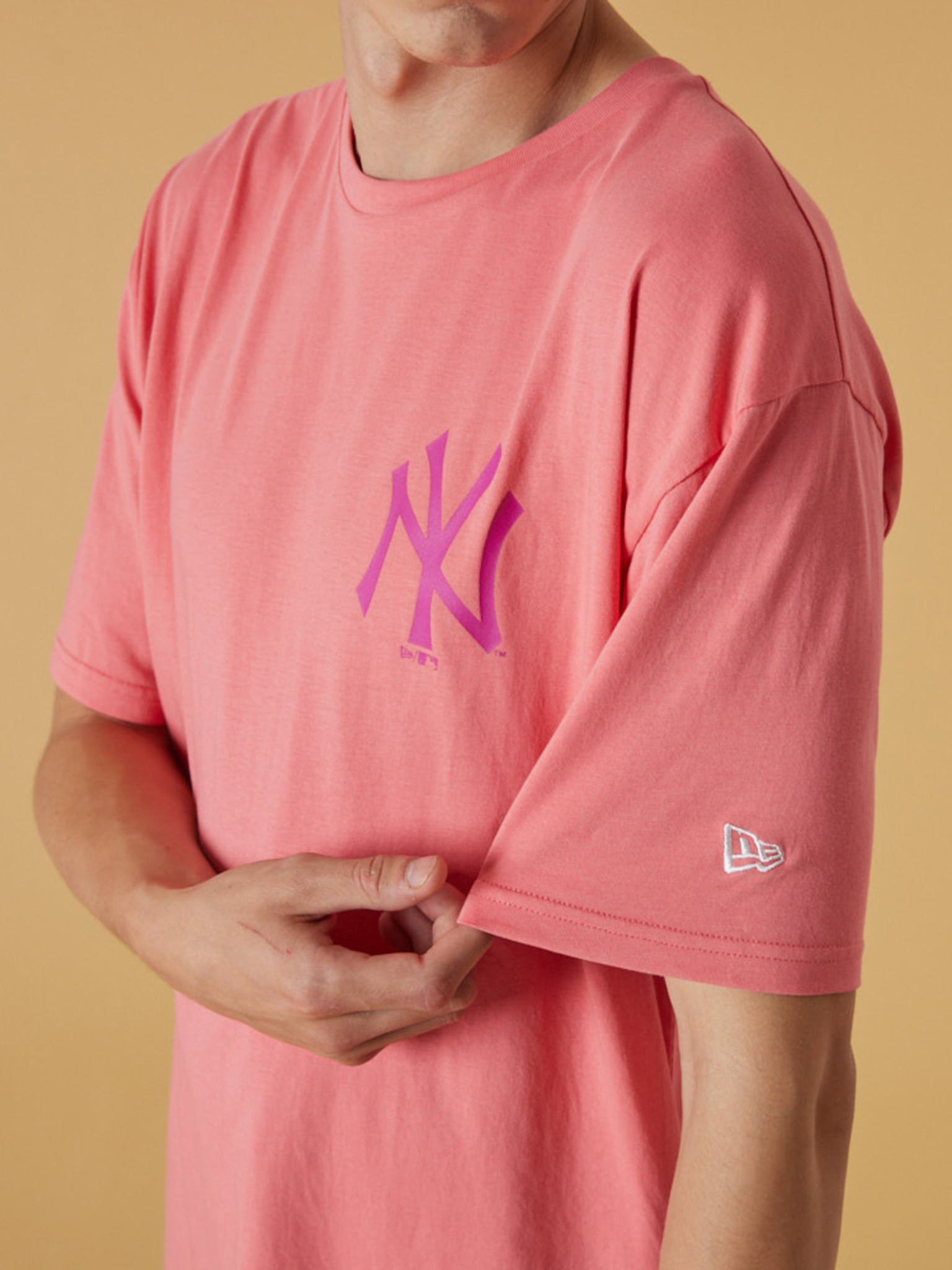pink ny yankees shirt