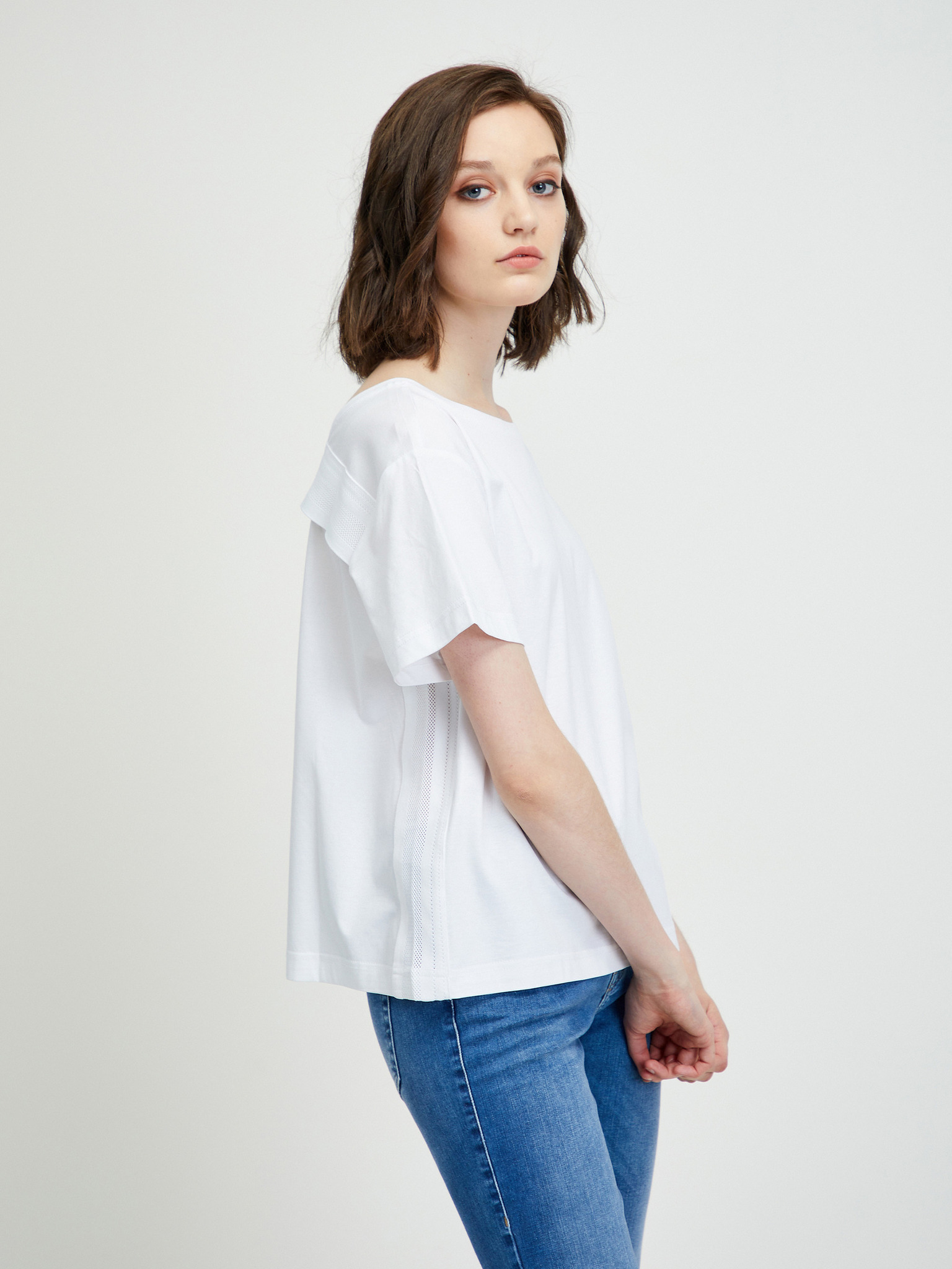 Fotografie Bílé dámské tričko s výstřihem na zádech Diesel Ryly - M