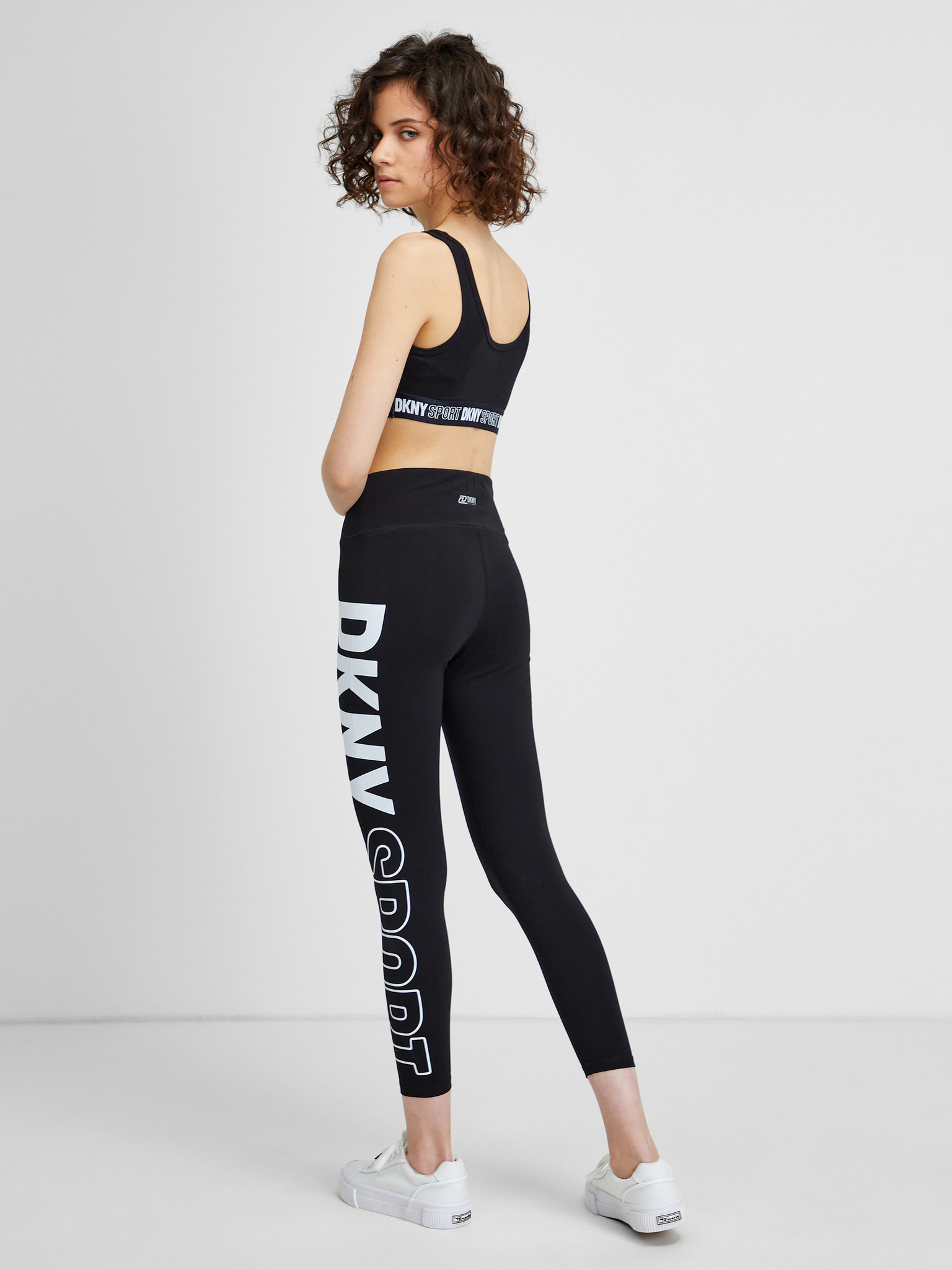 DKNY Womens Athleather Faux Leather Sports Bra,Black,Medium  Cropped  sports leggings, Black sports bra, Low impact sports bra