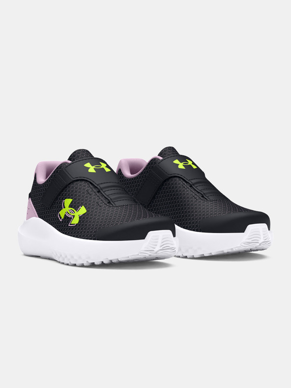 Under Armour UA GINF Surge 4 AC Tenisky dětské Černá