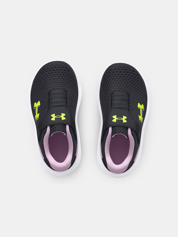 Under Armour UA GINF Surge 4 AC Tenisky dětské Černá